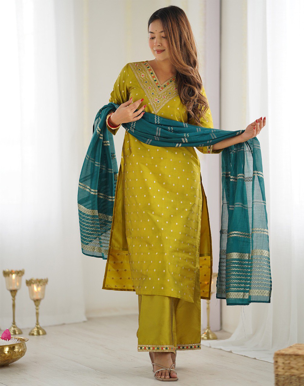 Kurta Pant Dupatta Set