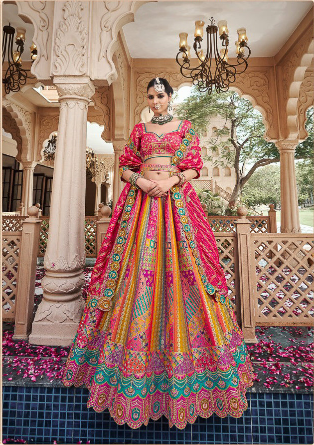 Premium Banarasi Silk With Zarkan And Cutwork Woth Clutch With Latkan Belt