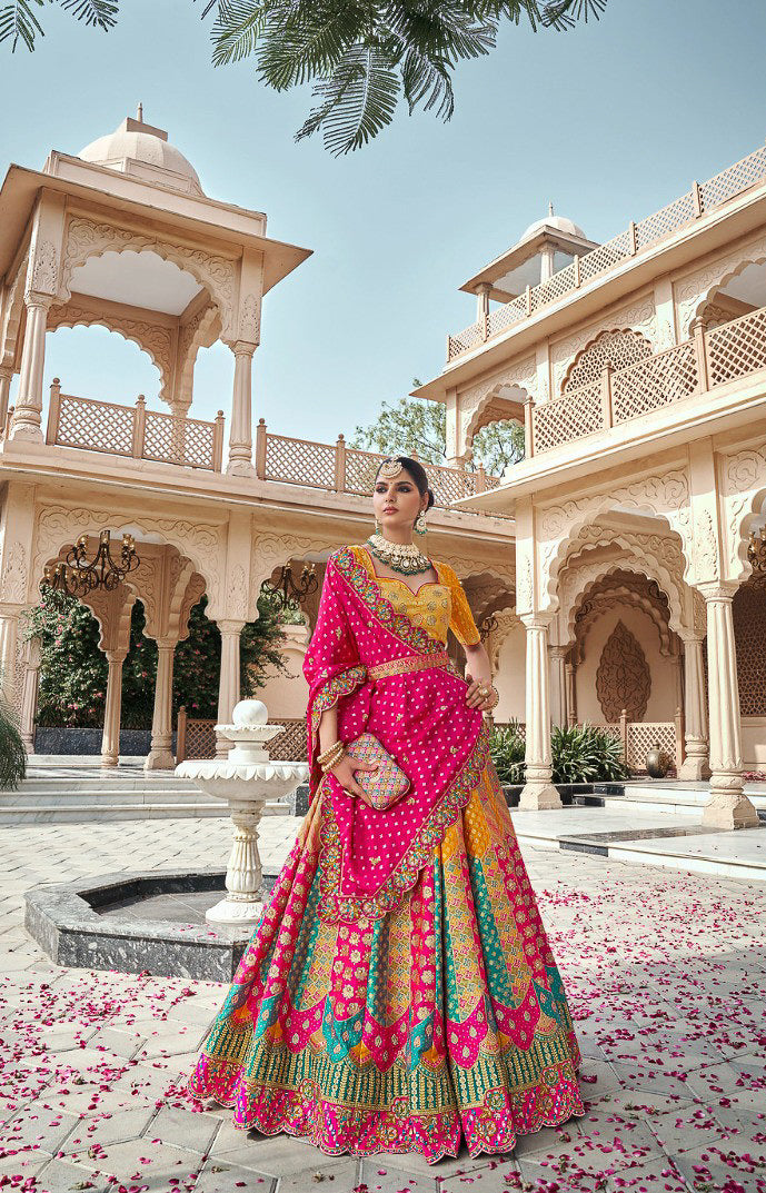 Premium Banarasi Silk With Zarkan And Cutwork Woth Clutch With Latkan Belt