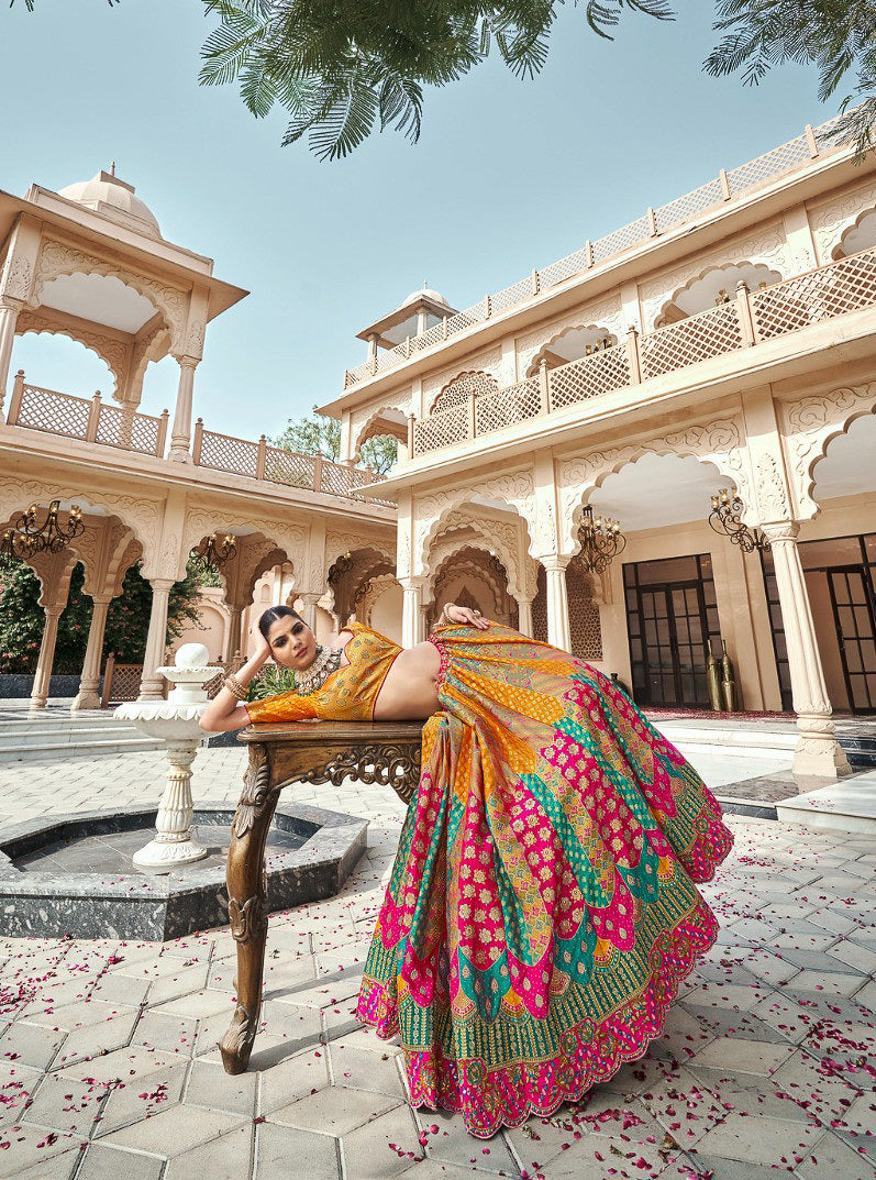 Premium Banarasi Silk With Zarkan And Cutwork Woth Clutch With Latkan Belt