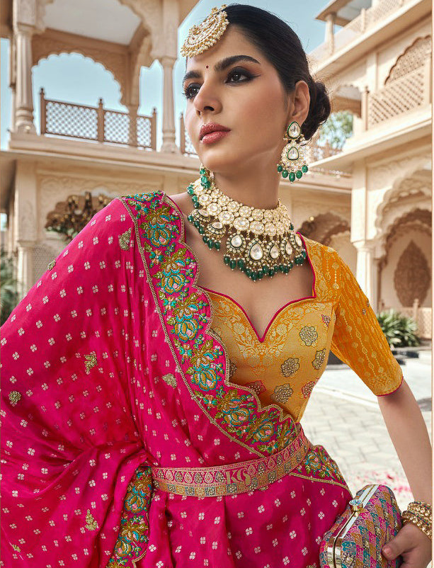 Premium Banarasi Silk With Zarkan And Cutwork Woth Clutch With Latkan Belt