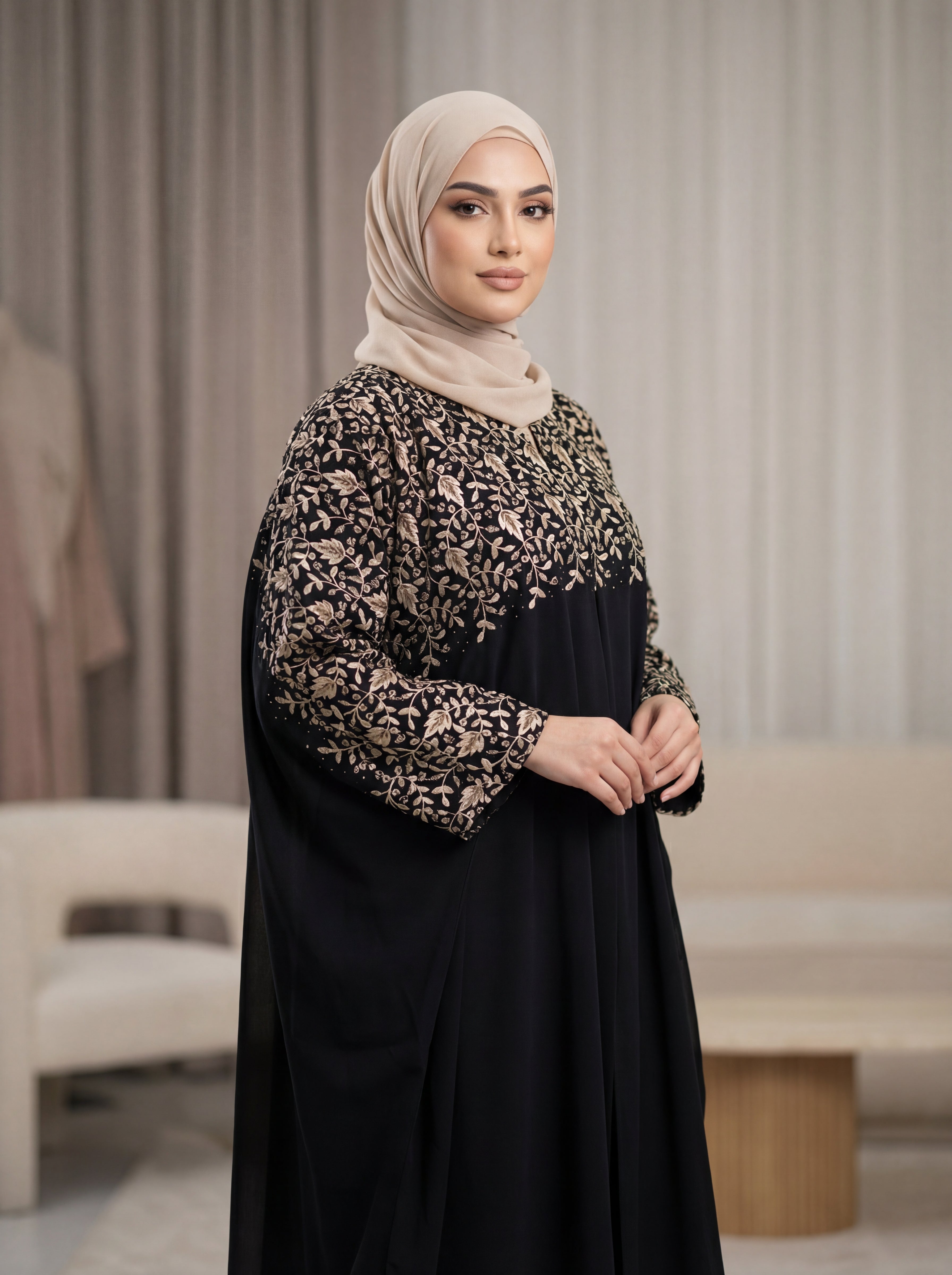 Heavy Embroidered Kashmiri Abaya