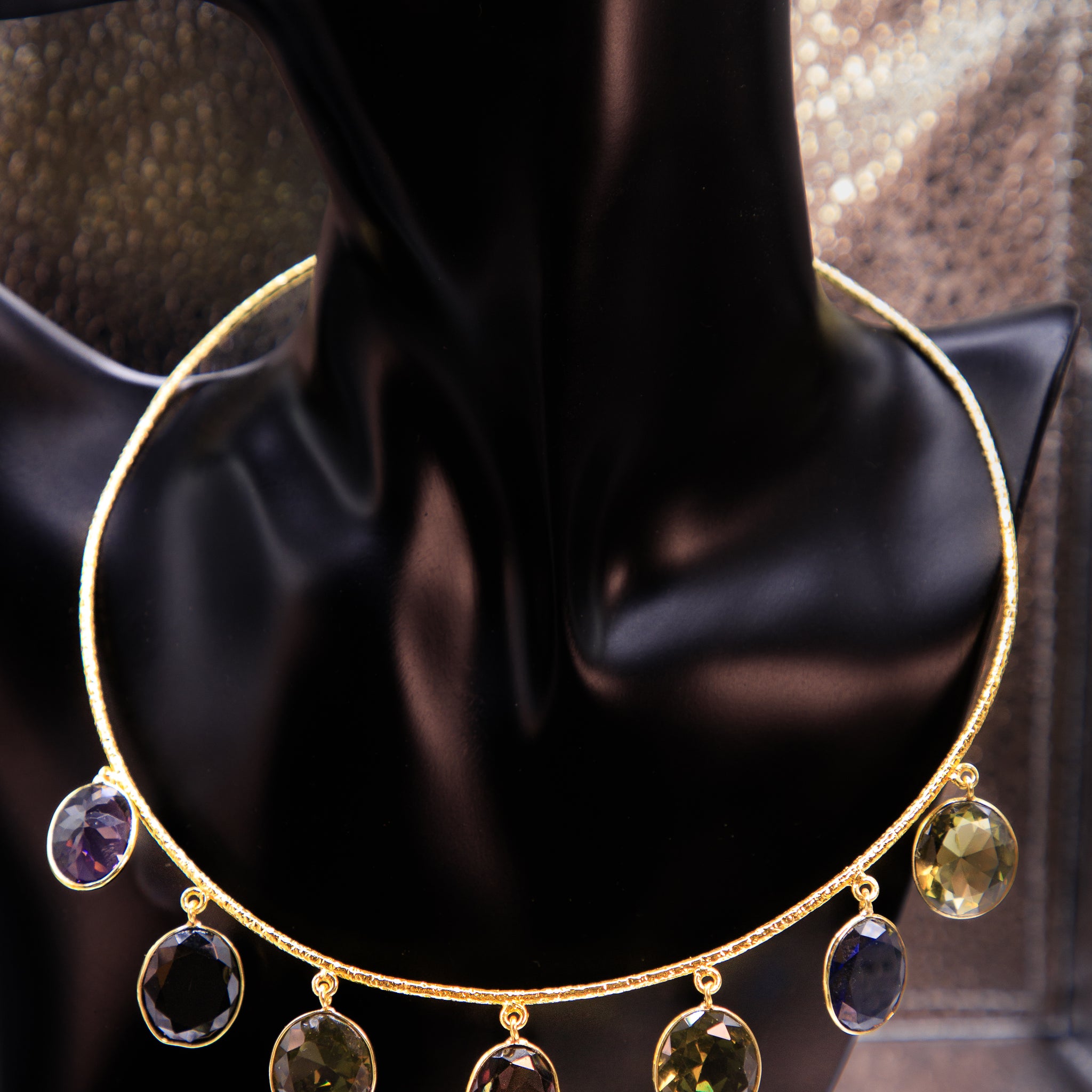 Contemporary Stylish Necklace Earrings