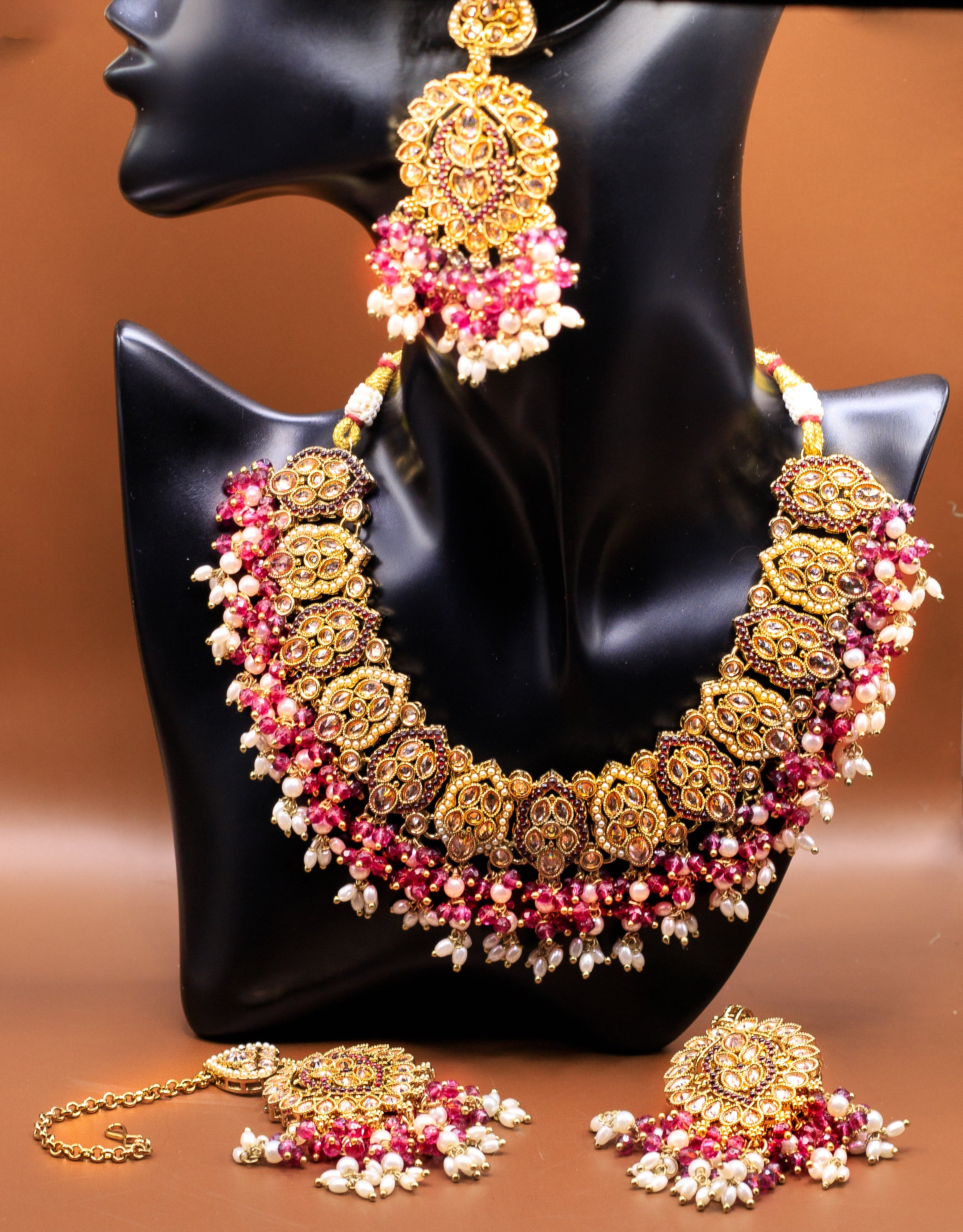 Kundan / Polki Set Choker, tickly and Earrings