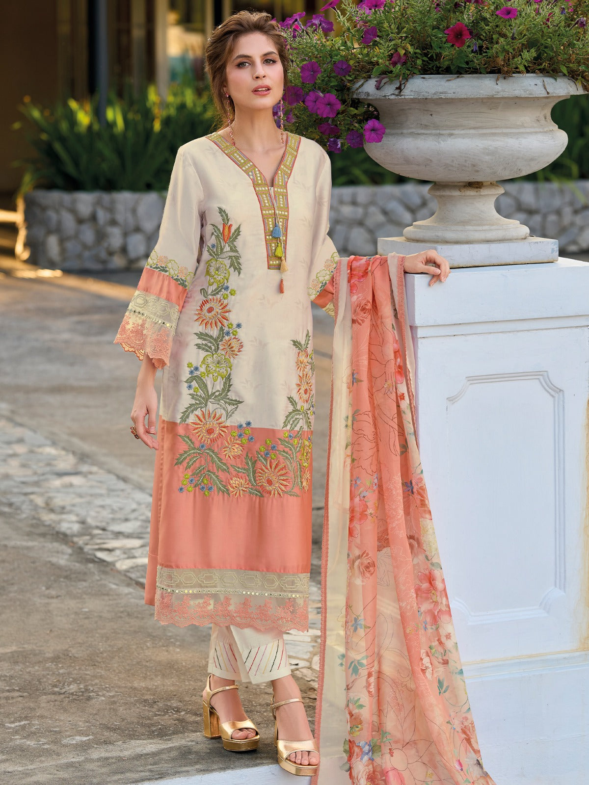 Rust Embroidered Silk Blend Straight Kurta Sets With Dupatta