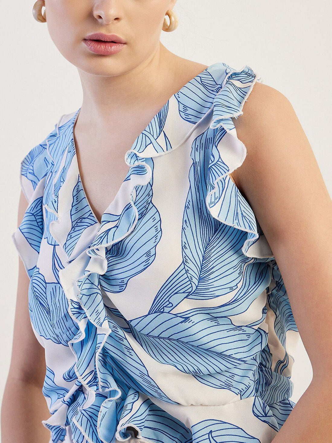 Blue and White Patterned Sleeveless Top