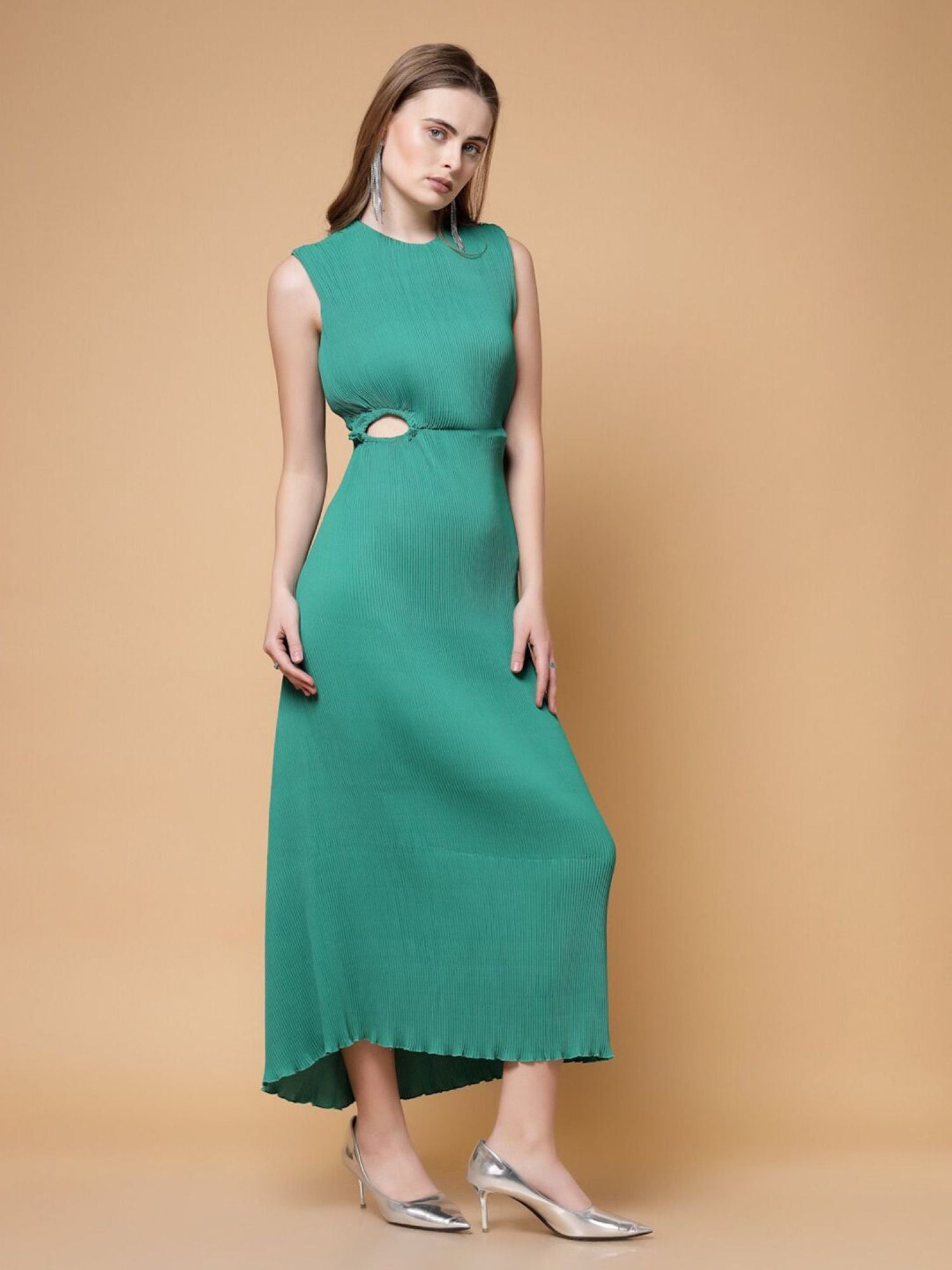 Sleeveless long Midi Partyware