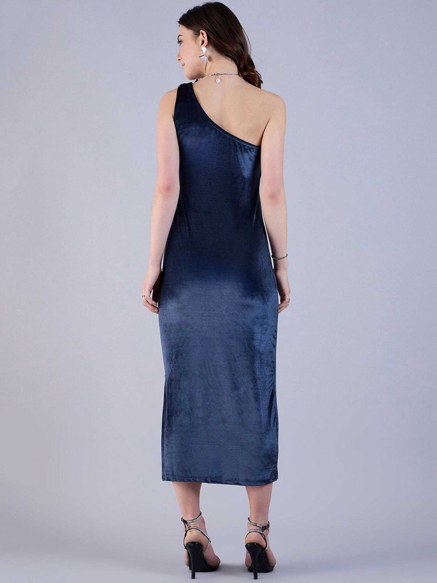 One-shoulder velvet midi dress.