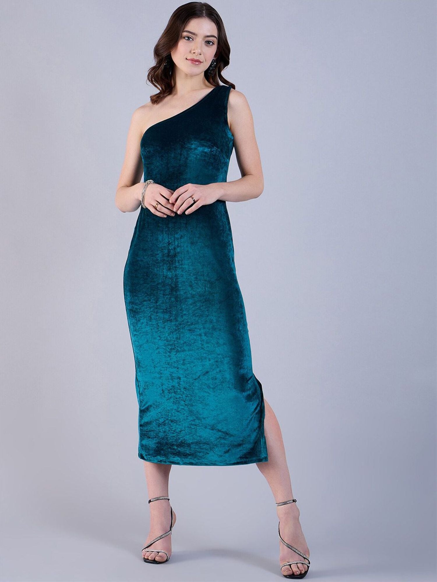 One-shoulder velvet midi dress